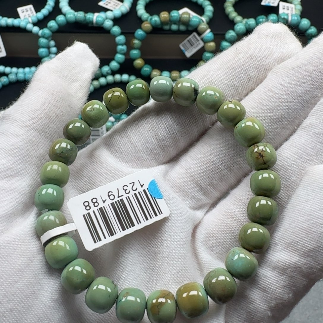 绿松石未镶嵌挂件