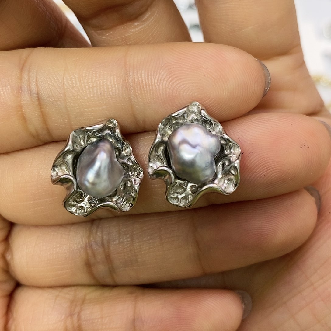 银S925镶嵌海水珍珠耳饰