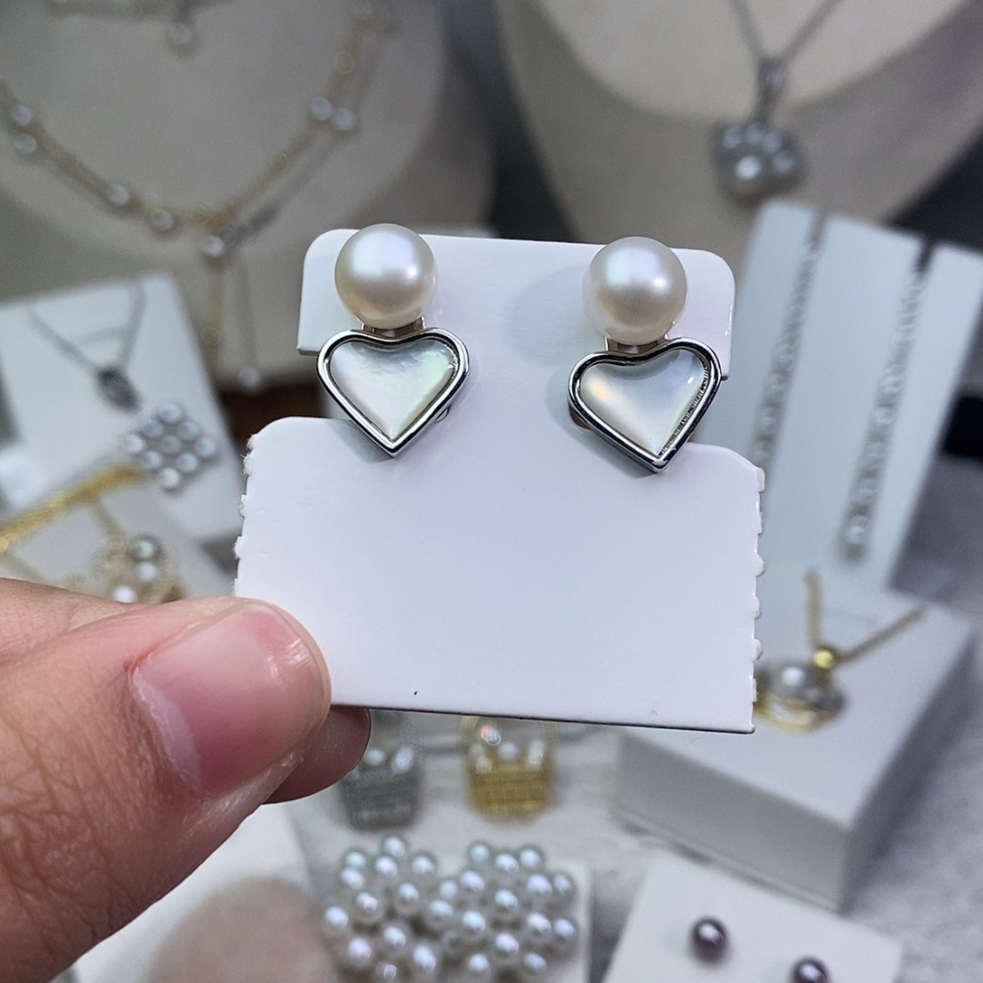 银S925镶嵌耳饰淡水珍珠