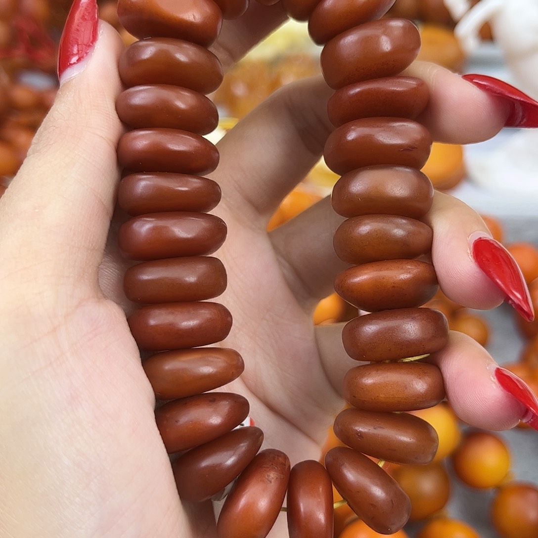 琥珀颈饰未镶嵌蜜蜡