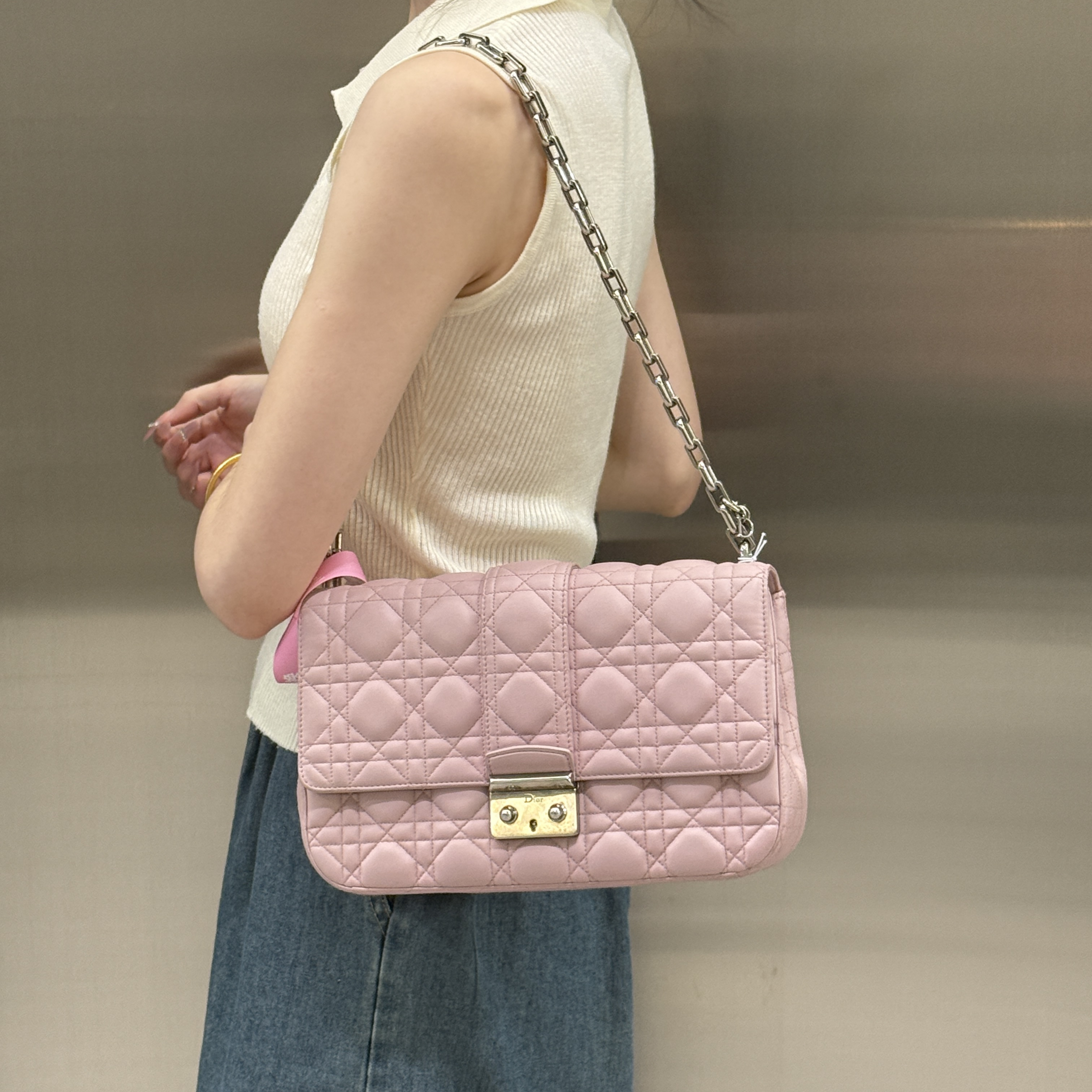 95新 DIOR/迪奥 dior樱花粉藤格纹miss单肩包