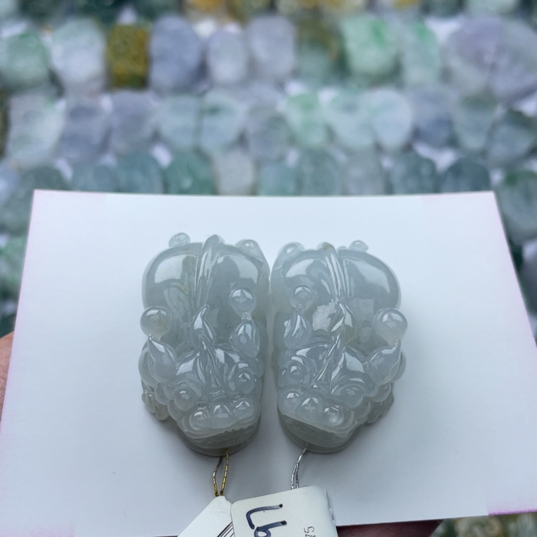 翡翠颈饰未镶嵌貔貅