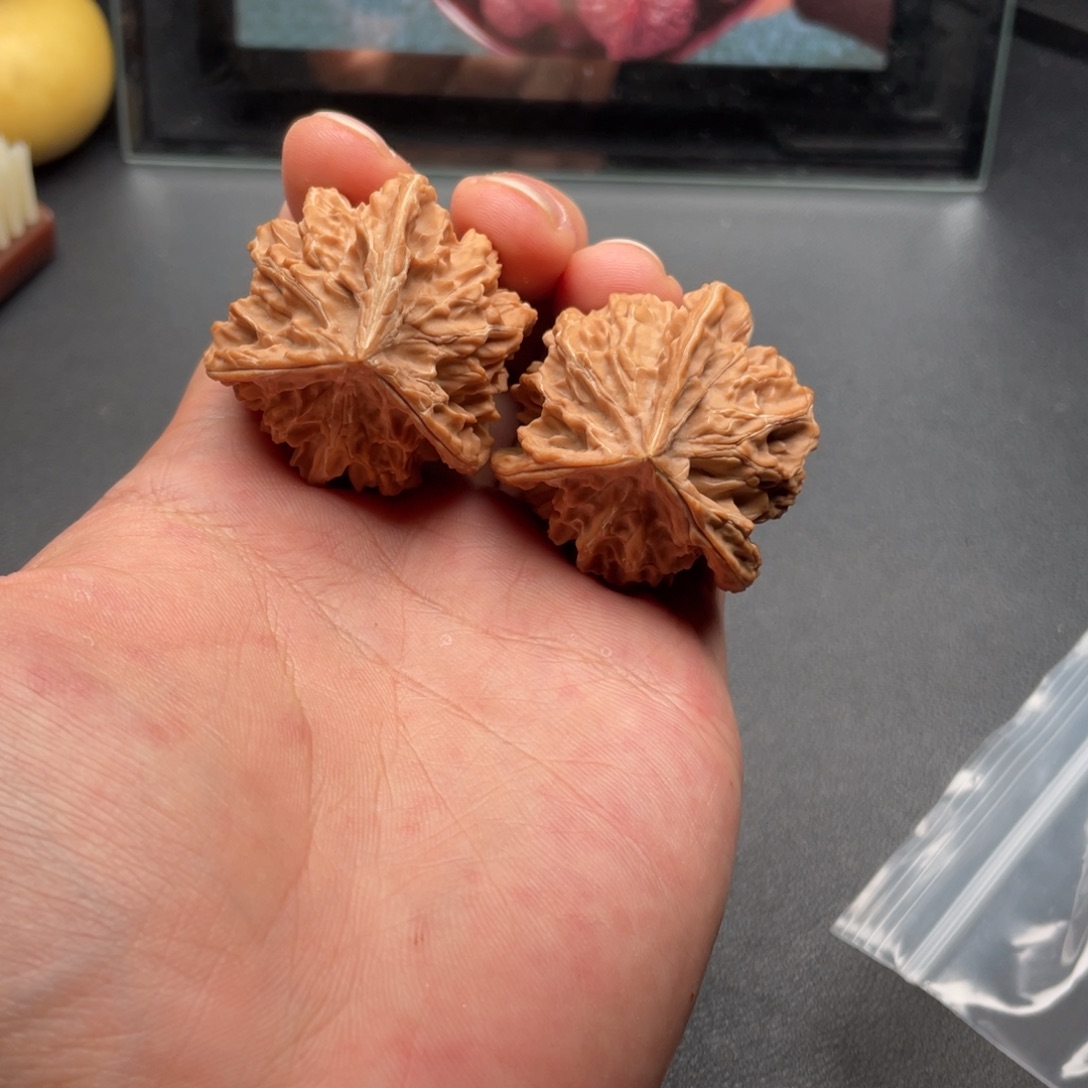 吊坠文玩核桃全品盘山三棱40