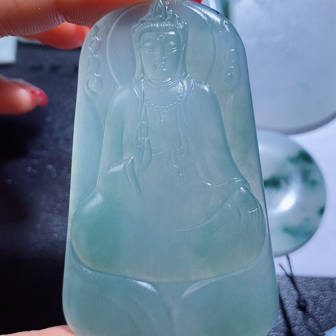 定制翡翠未镶嵌毛货不支持退换货，付款后确认抛光