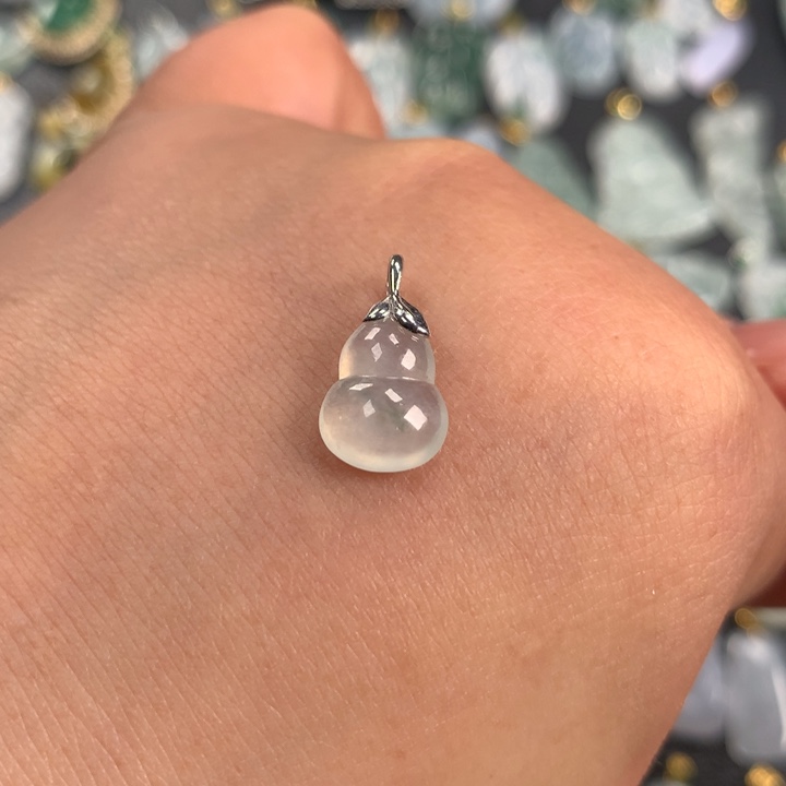 翡翠颈饰18K金镶嵌葫芦