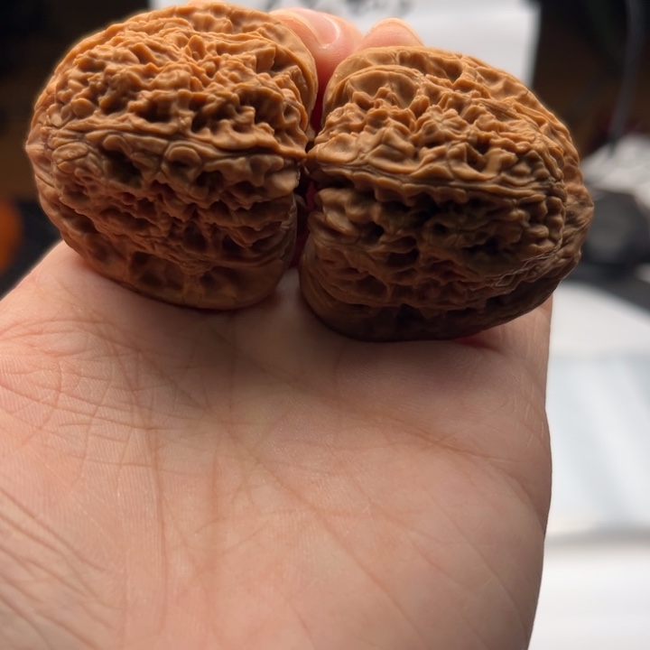 文玩核桃吊坠南疆40