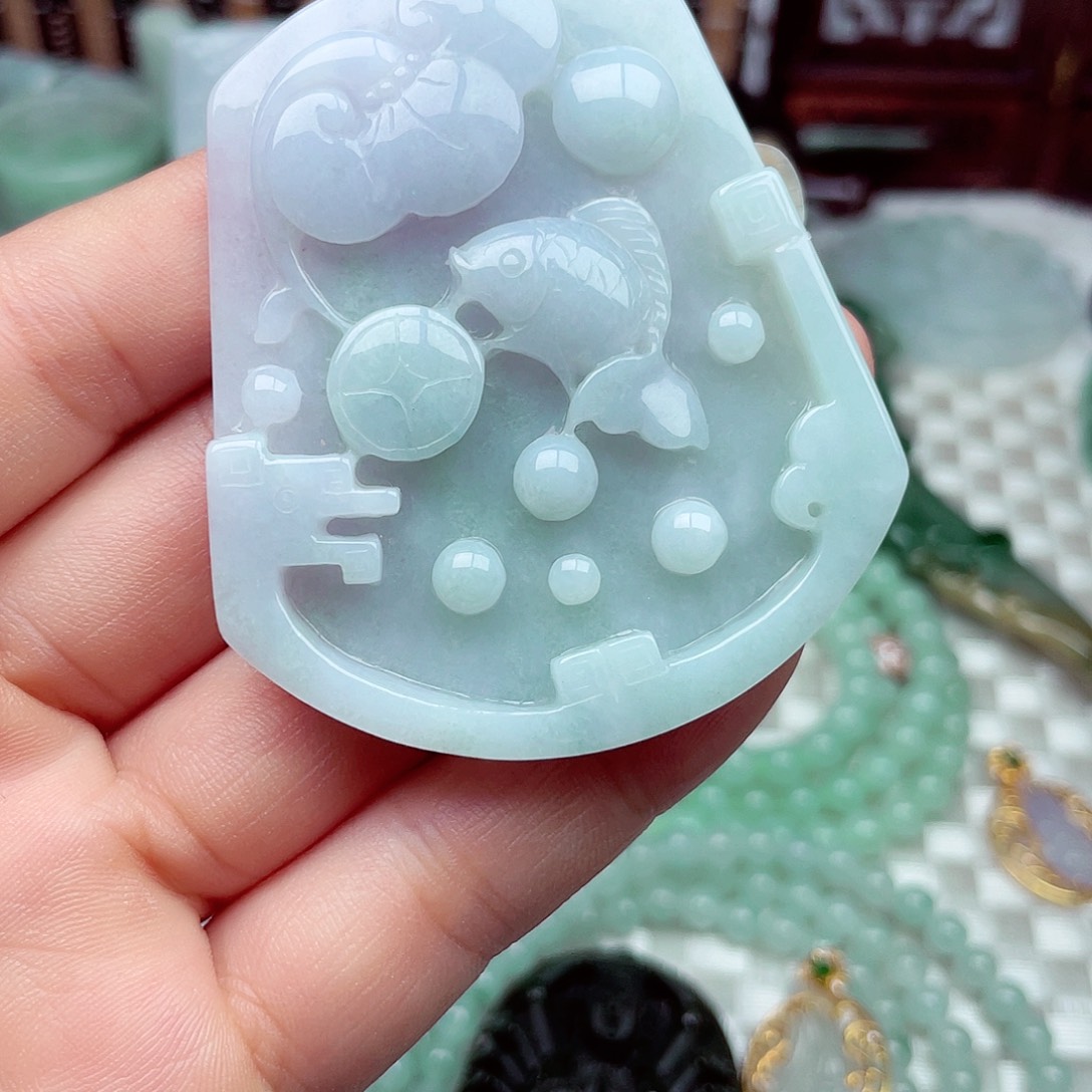 翡翠未镶嵌颈饰翡翠