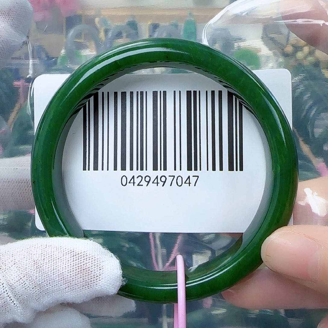 和田玉（碧玉）手镯未镶嵌微瑕62