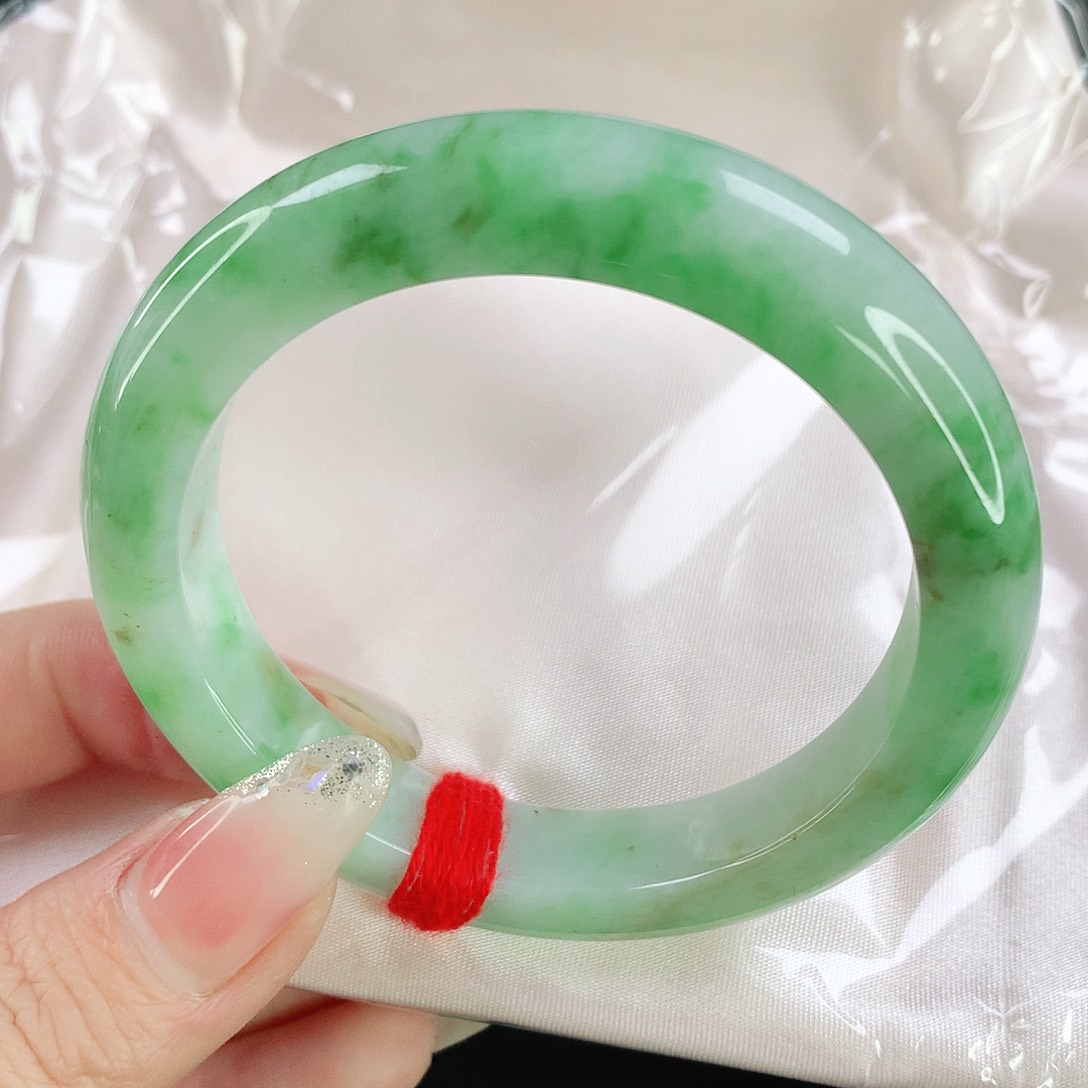 翡翠手镯未镶嵌50.圈口