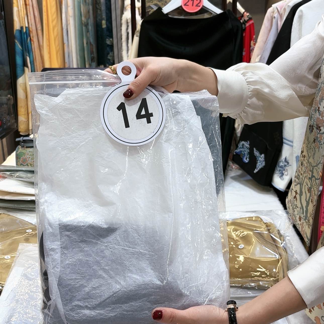 【闪购商品】织绣落*茶苏绣的发展历程二一年十月