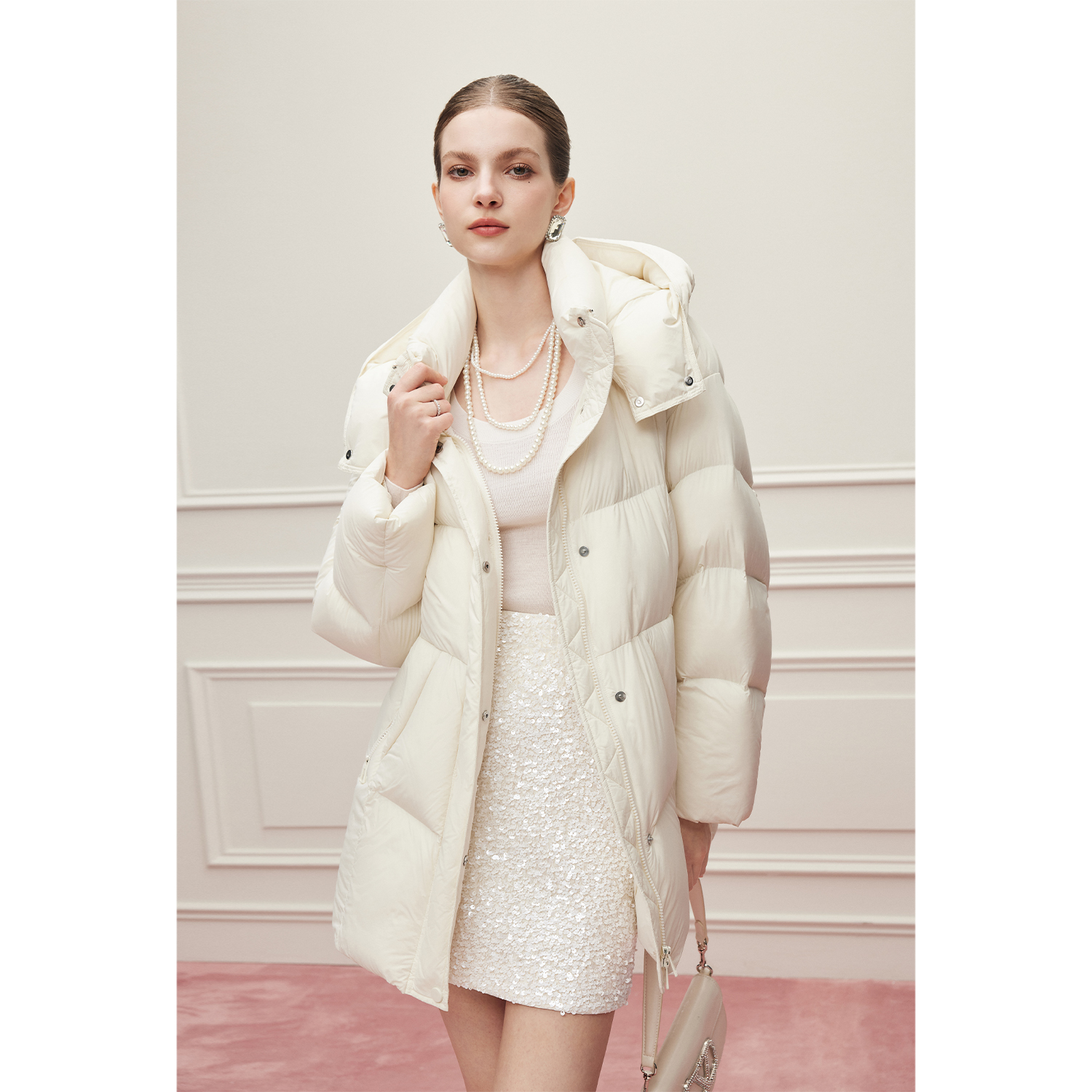 【达人专属】MandyZhang松弛连帽白鹅绒白色羽绒服女冬外套YR0909