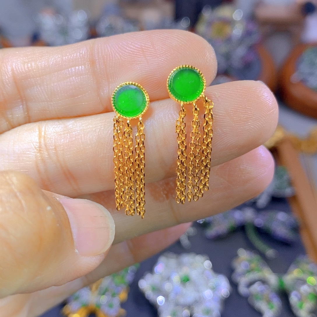 翡翠颈饰银S925镶嵌天然翡翠