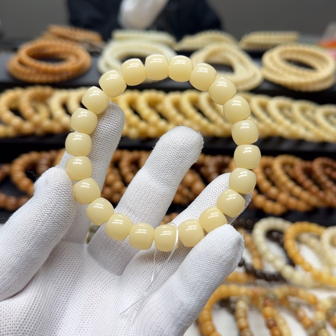 手串菩提根/象牙果10×11 鼓珠 10年 精工