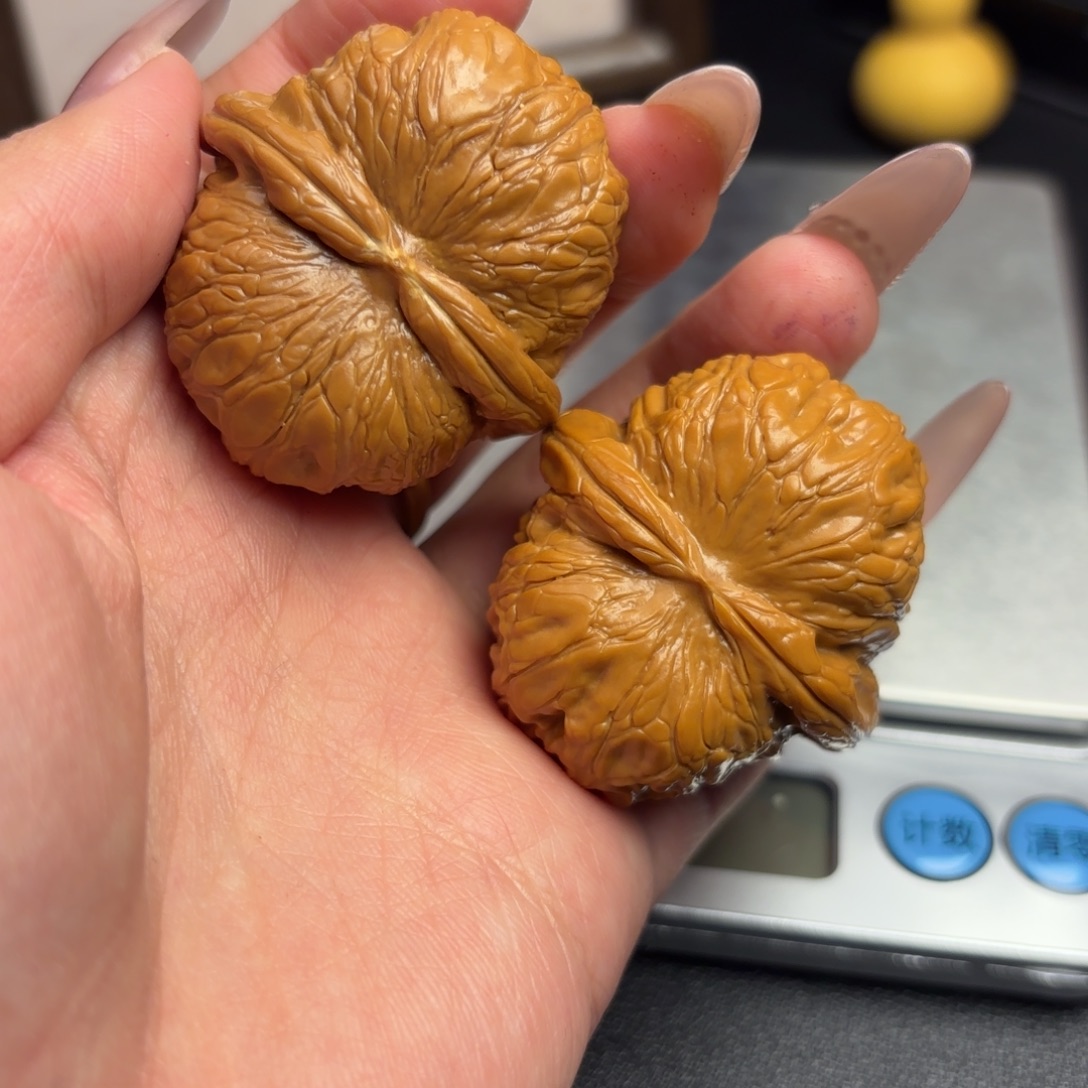 借***天文玩核桃吊坠文玩核桃元宝尺寸42