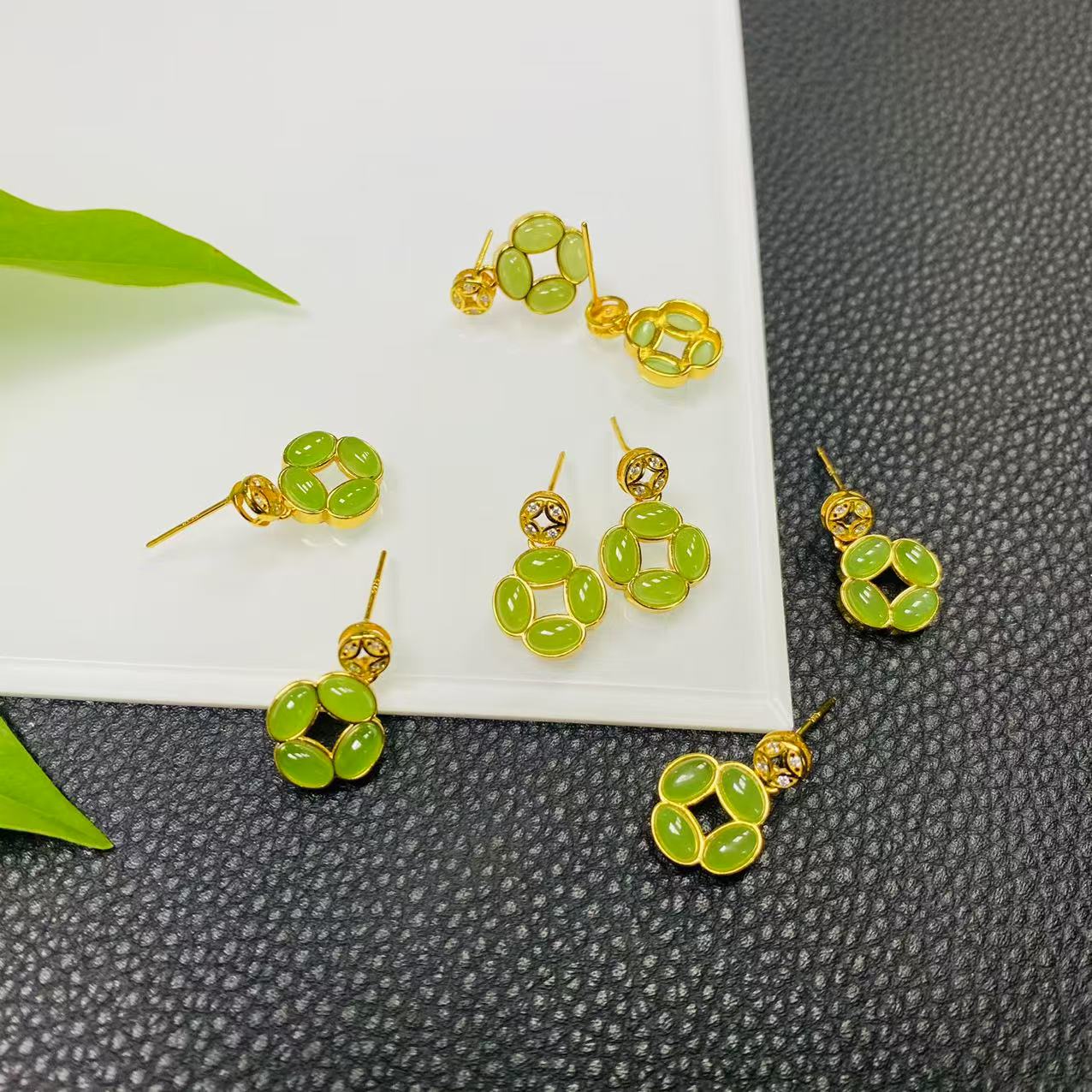 「戴琴珠宝」DQ270-和田玉银镶耳饰（多样性发其一）