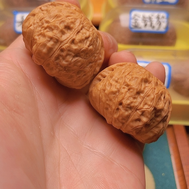 文玩核桃把件边42肚44爆肉南瓜墩