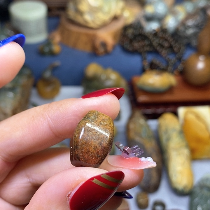 岫岩河磨玉（透闪石质玉）手工珠未镶嵌