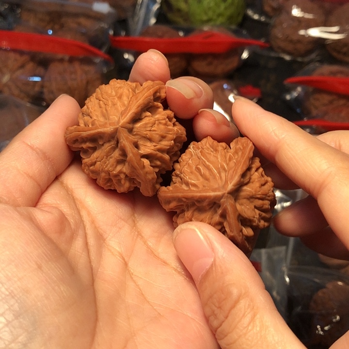 吊坠文玩核桃三棱38