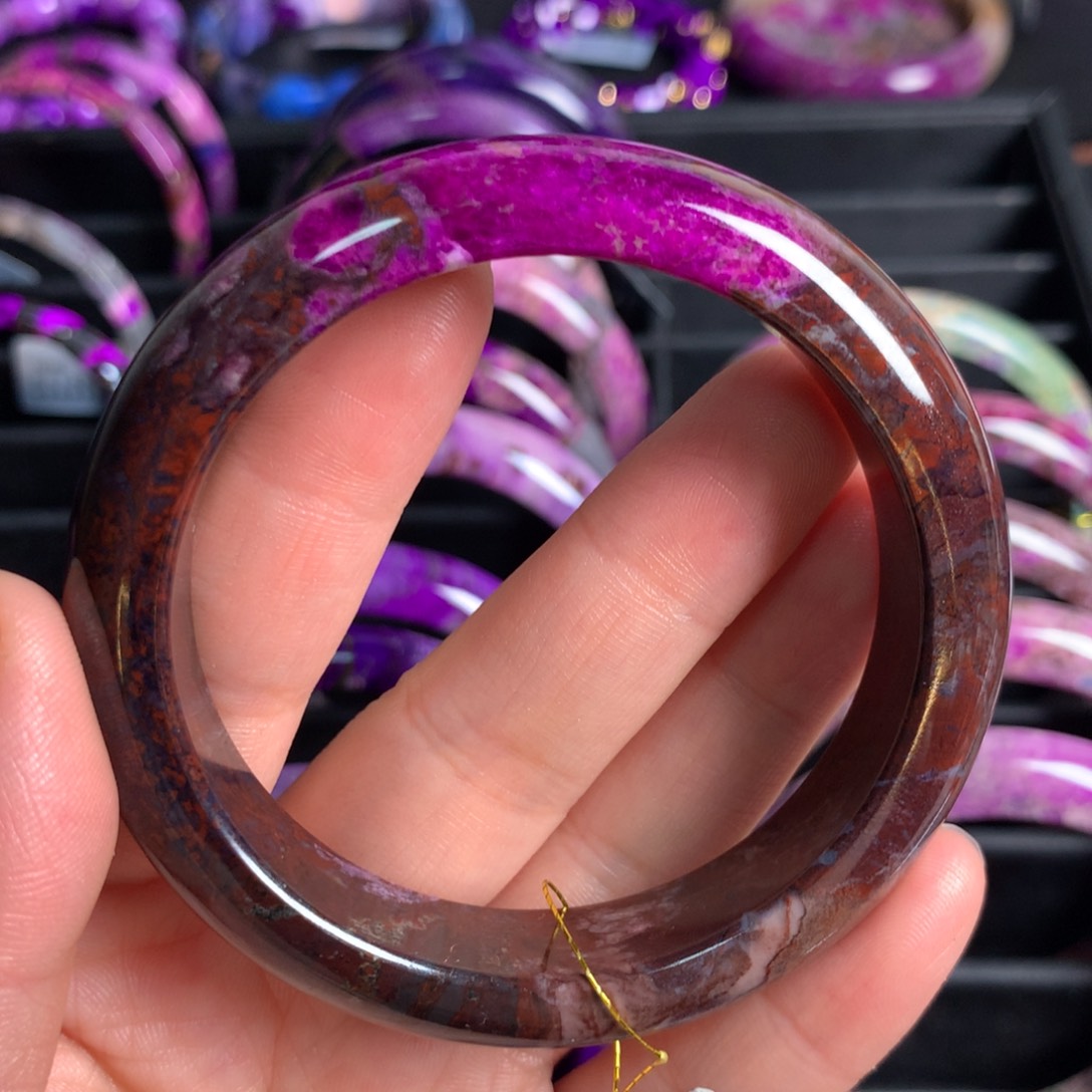 苏纪石（舒俱来）冰桃红手镯未镶嵌