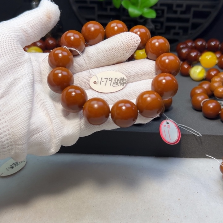 呵***笑橄榄核手串/手链1.79超精品