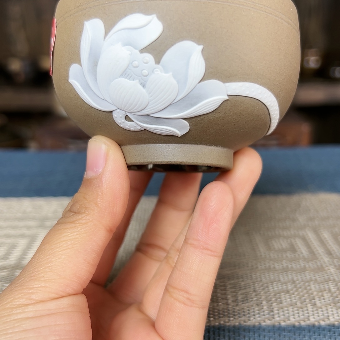 纯手工制作的裸烧雕刻