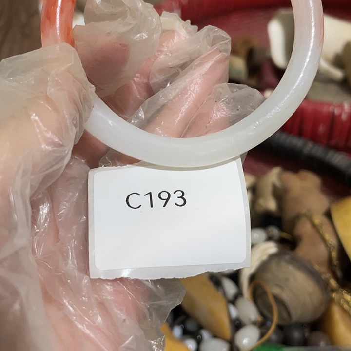 小***付瓷片c193工艺品店