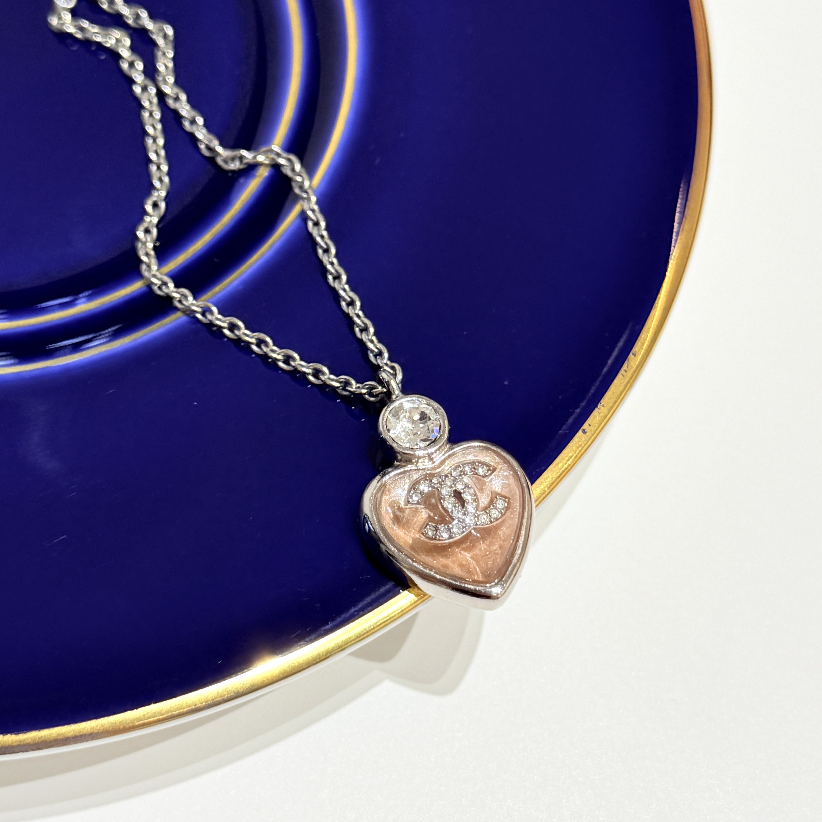 95新 Chanel/香奈儿 25p粉琉璃双C爱心项链96148258