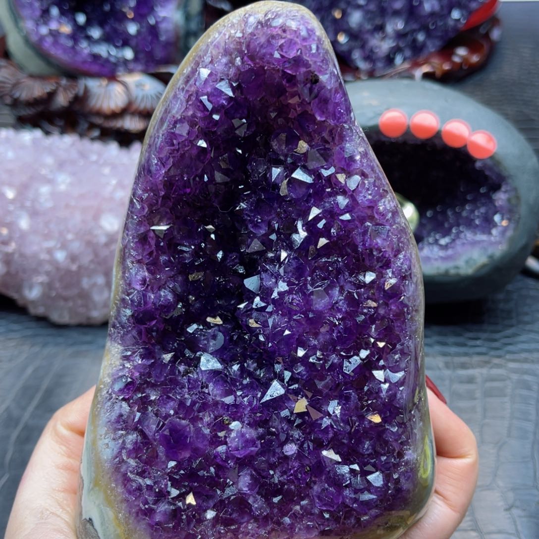 紫晶大型摆件（非配饰）未镶嵌