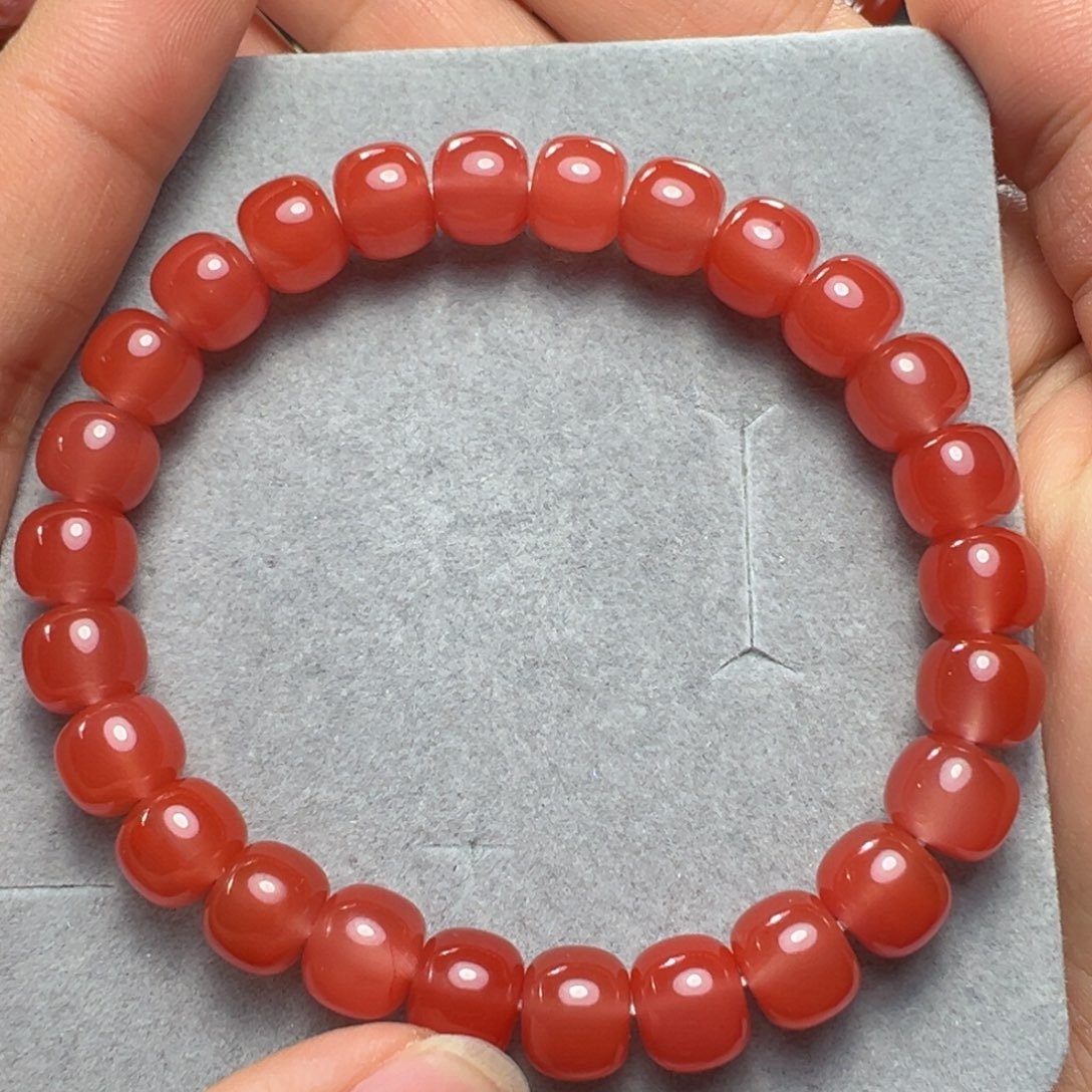 南红玛瑙手串未镶嵌