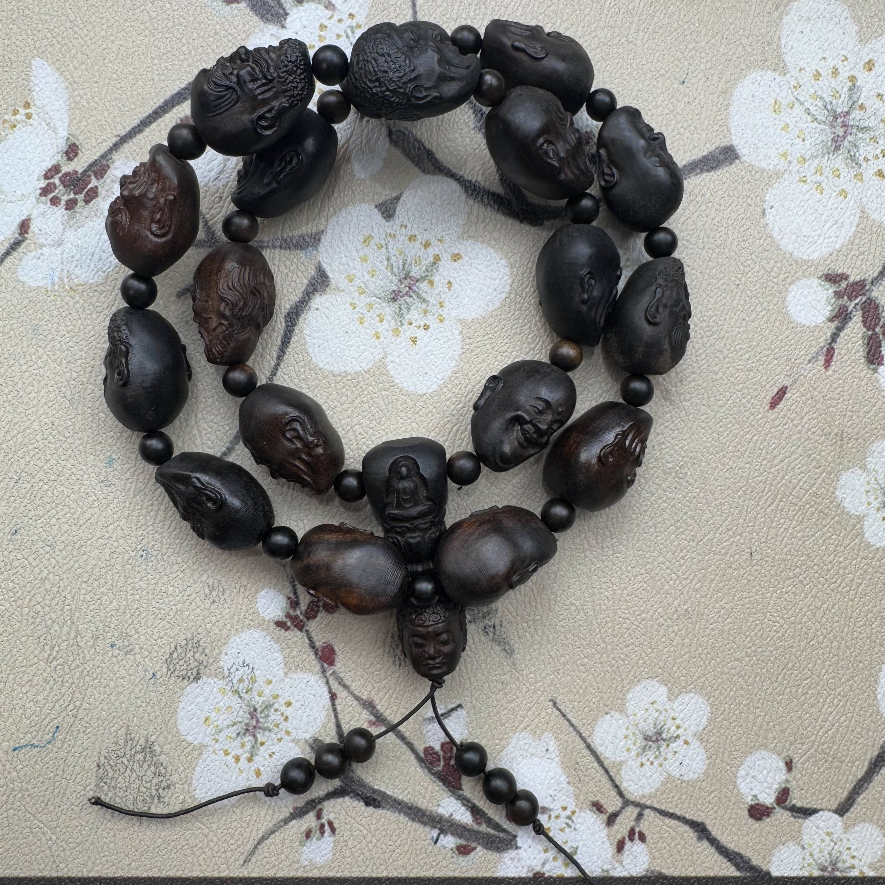 小马甄选文玩18mm手串M602