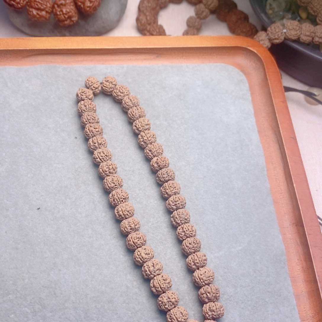 金刚菩提吊坠凹底梅花9