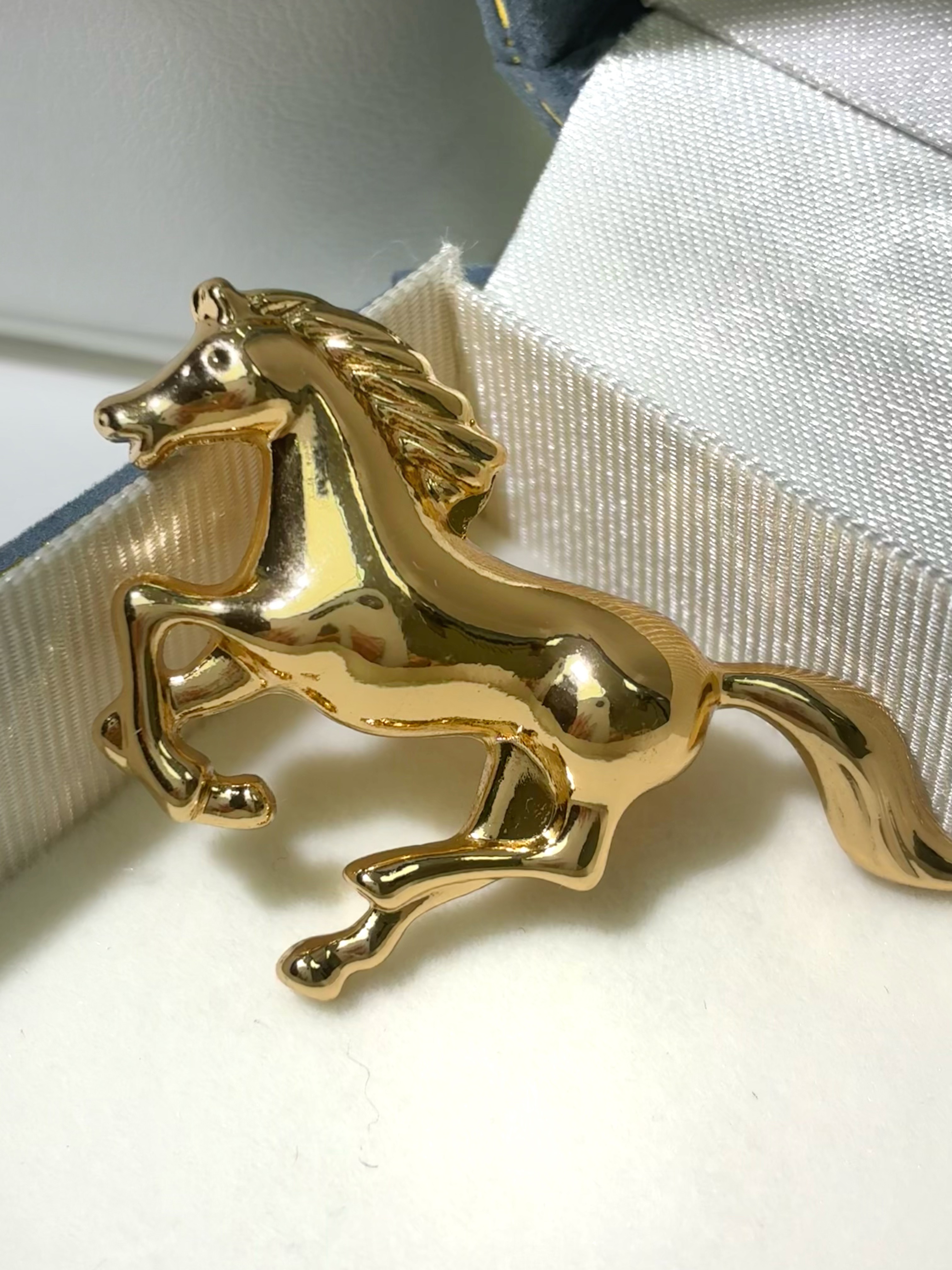 合金锆石胸针 【马到成功】简约百搭精致优雅高档春夏时尚胸针1041