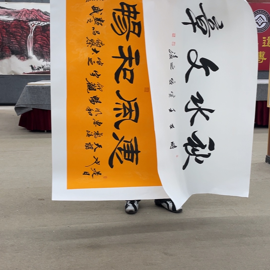 国画可口可乐公司在淘宝上发布的这首