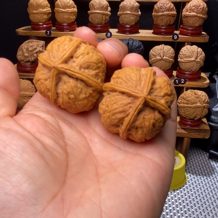 文玩核桃把件玉玺四棱7