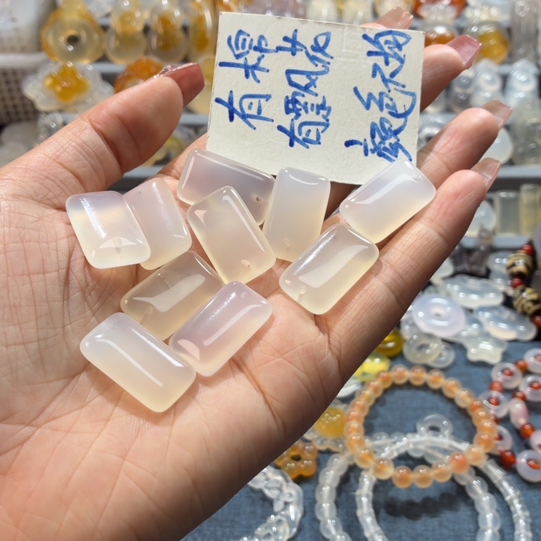 玛瑙/玉髓未镶嵌吊坠(不含链)