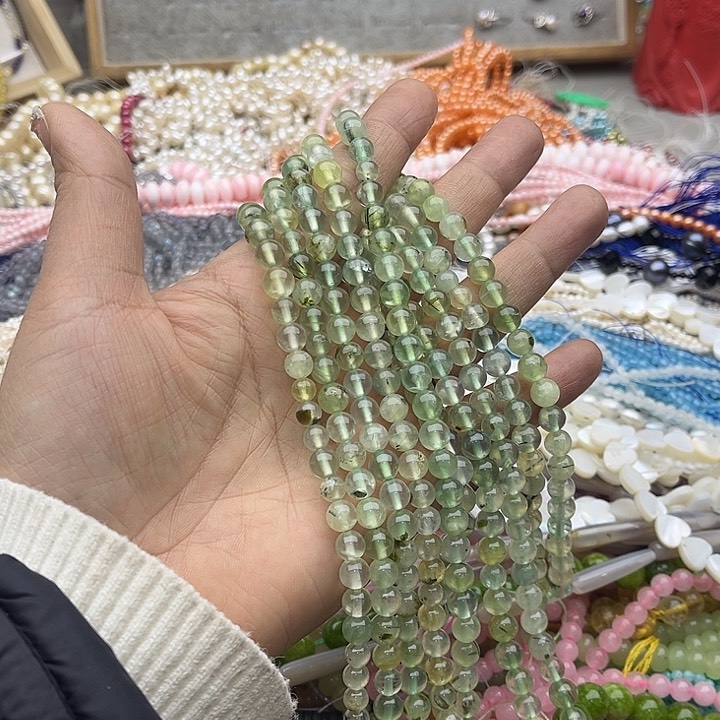 玛瑙/玉髓珠宝半成品未镶嵌一条6.5mm左右葡萄石