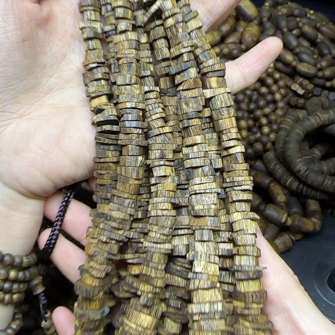 沉香沉香碎屑+高油脂原材料车挂多样性发一