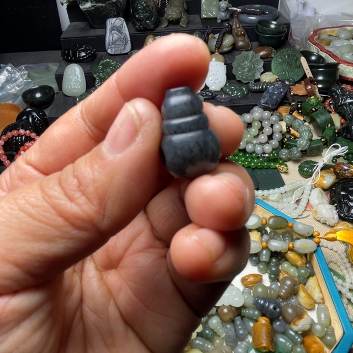 和田玉未镶嵌珠宝半成品