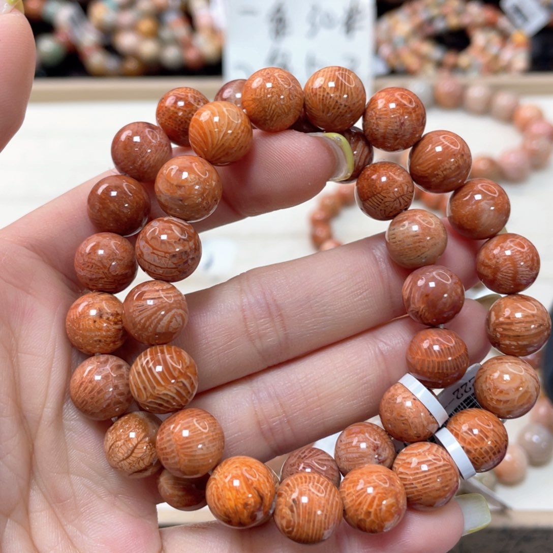 硅化珊瑚（珊瑚玉）手链未镶嵌今***美600