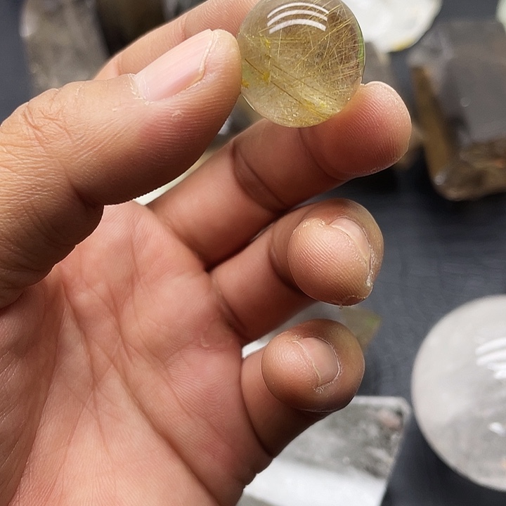 水晶未镶嵌珠宝半成品18