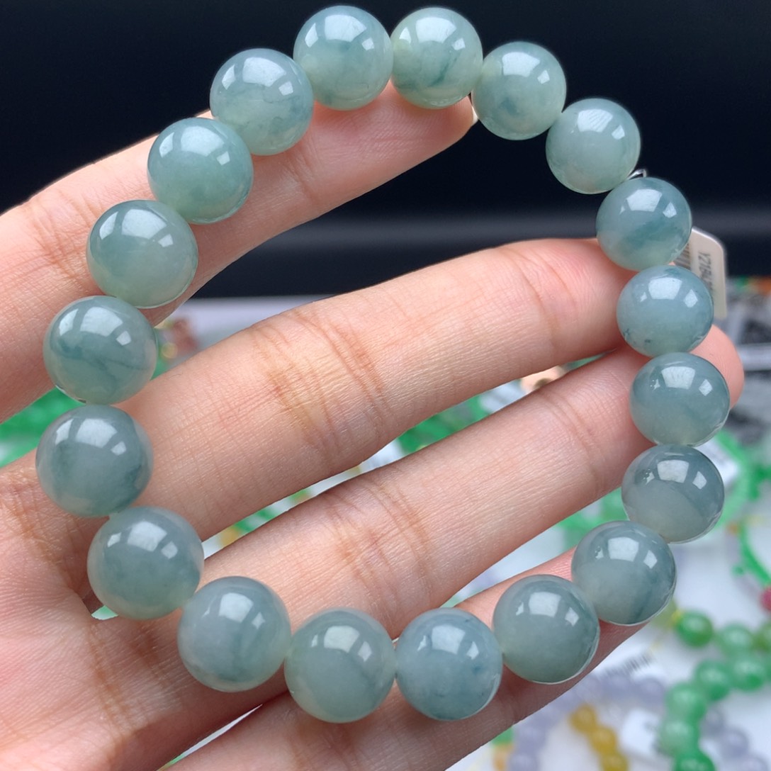 翡翠手链未镶嵌卡