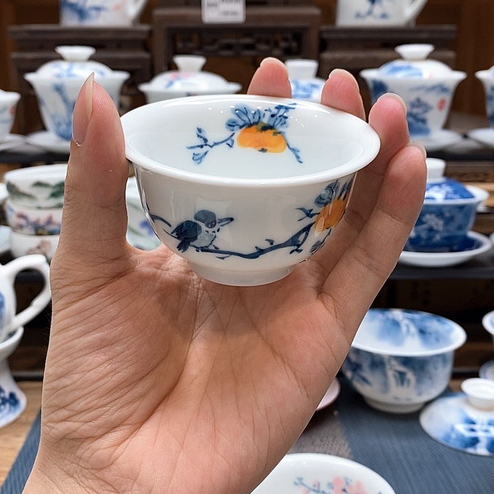手绘喜柿图压手杯85cc釉下彩微瑕福利款