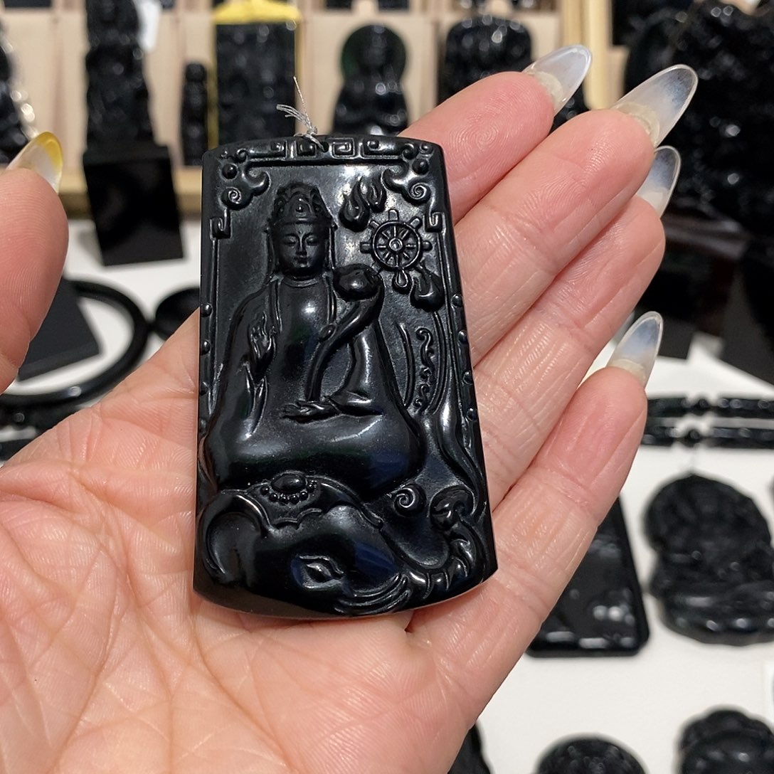 冒***虾岫玉未镶嵌纯天然岫玉颈饰