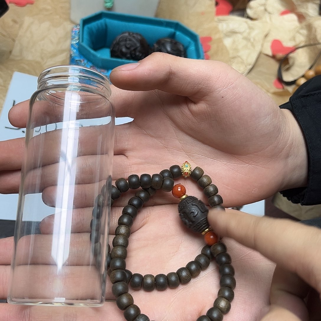 大叶紫檀（黑酸枝木类）