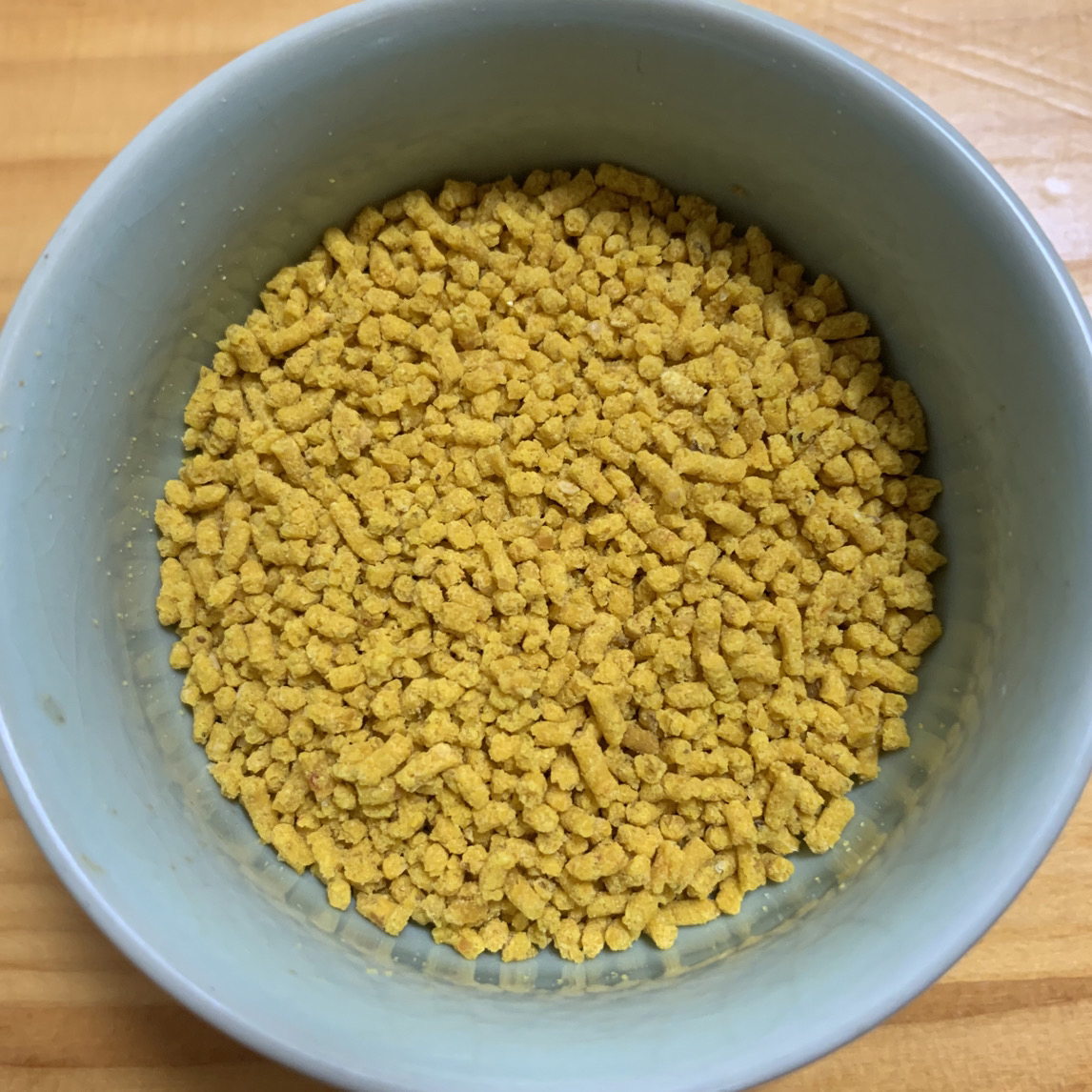 换羽期水便期专用料，主要以植物蛋白为主，不上火。羽毛颜色好。