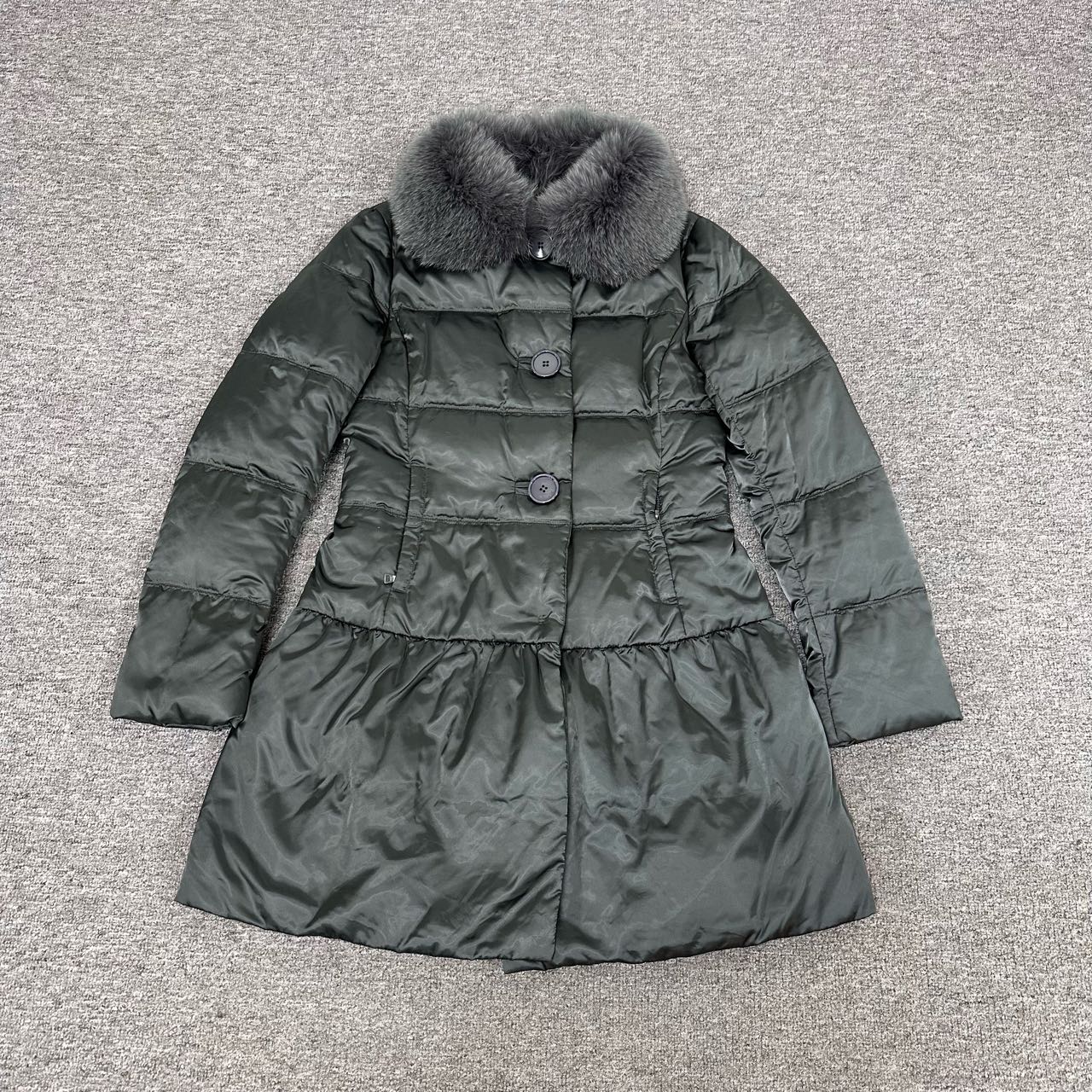 99新 AMIPARIS prada 毛领 羽绒服 42码