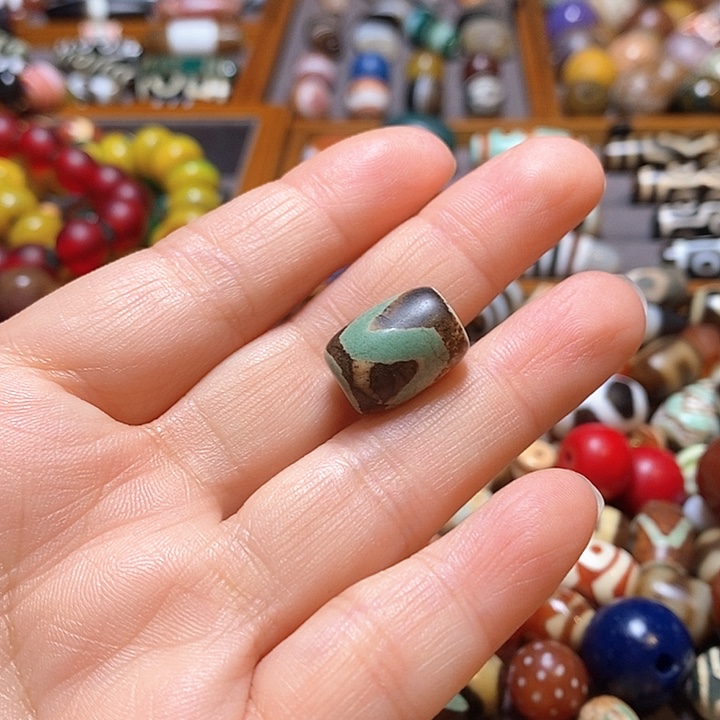 ****雨玛瑙/玉髓颈饰未镶嵌