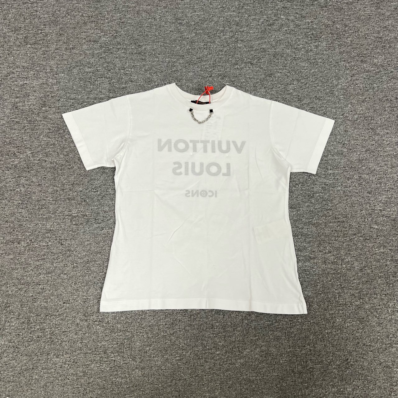 99新 LouisVuitton/路易威登 领口链条 倒印logo 白色短袖 s码