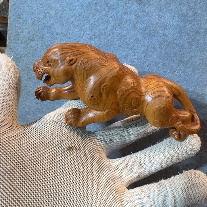 崖柏摆件手把件等