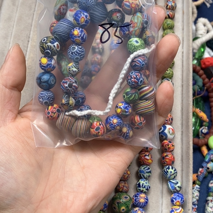 琉璃非金属一**云